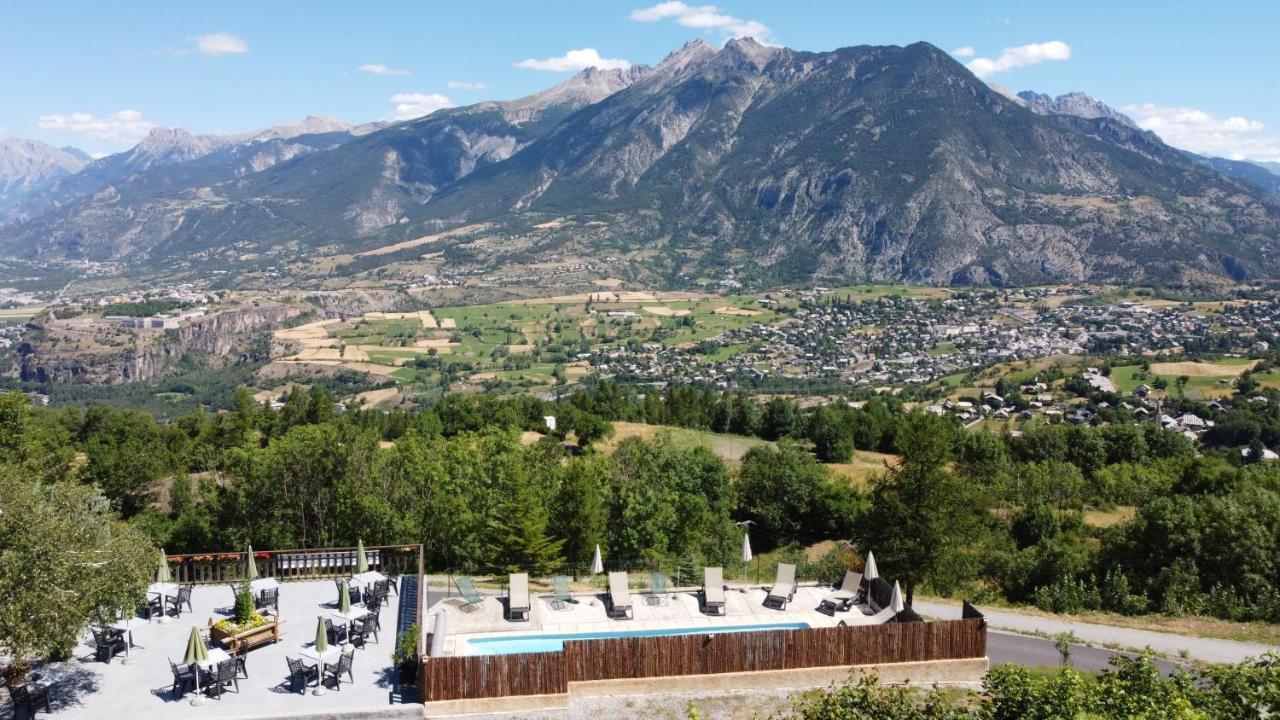 Au Bon Logis Hotel Risoul Eksteriør billede