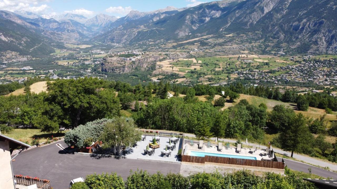 Au Bon Logis Hotel Risoul Eksteriør billede