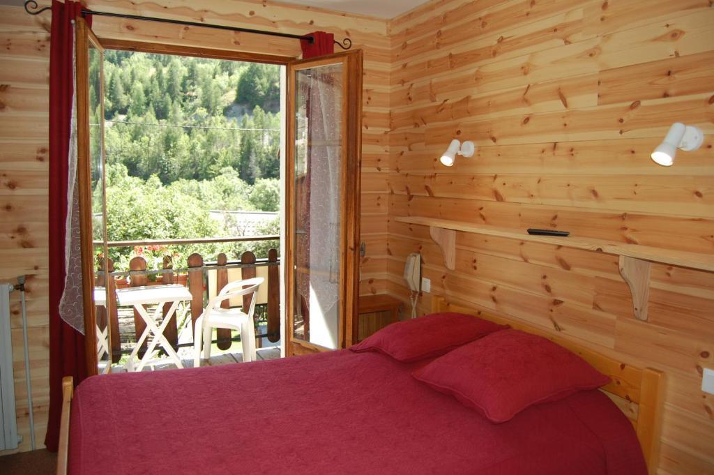 Au Bon Logis Hotel Risoul Værelse billede